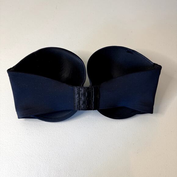 EUC Worn Once Black Strapless Bra 36DDD - Picture 2 of 3
